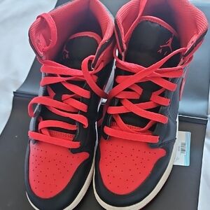JORDANS 1 Black and Red High-Top Sneakers